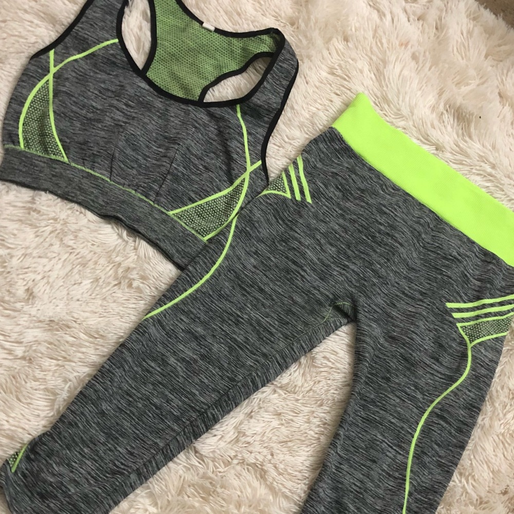 💪🏾🏋🏾‍♀️🏋🏽‍♀️🏋🏼‍♀️🏋🏻‍♀️